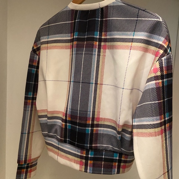 Finders Keepers patterned crop - Picture 3 of 4